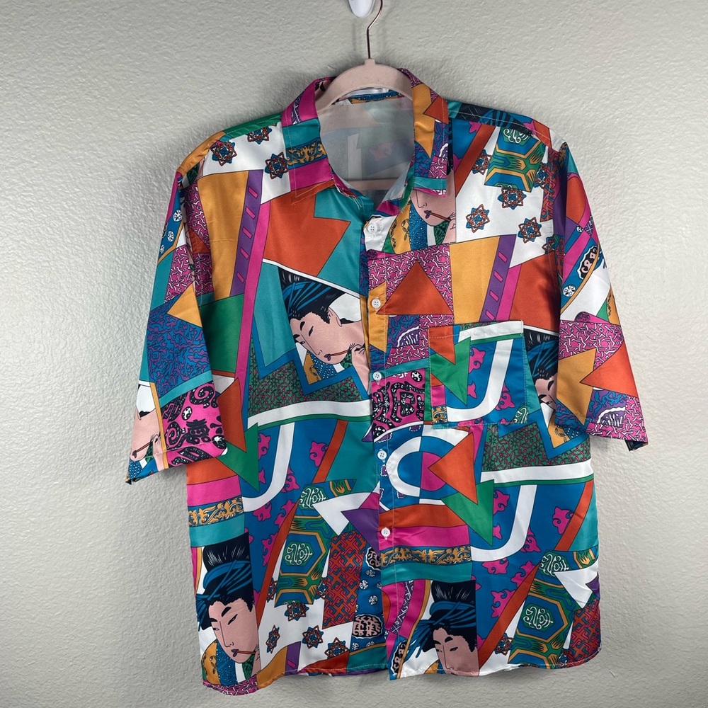 Button down - Picture 2 of 2